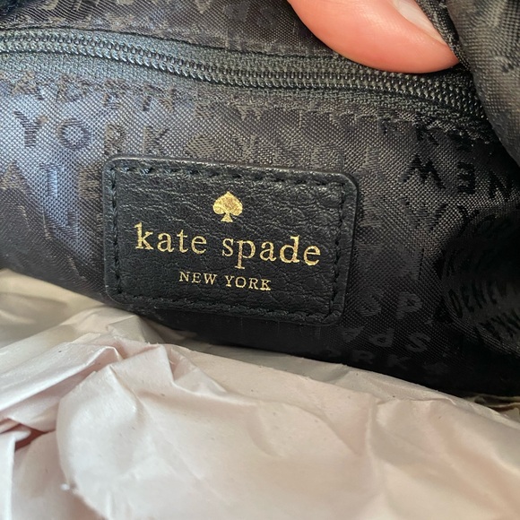 Kate Spade Black Shoulder Bag with Gold Chain - Picture 6 of 8
